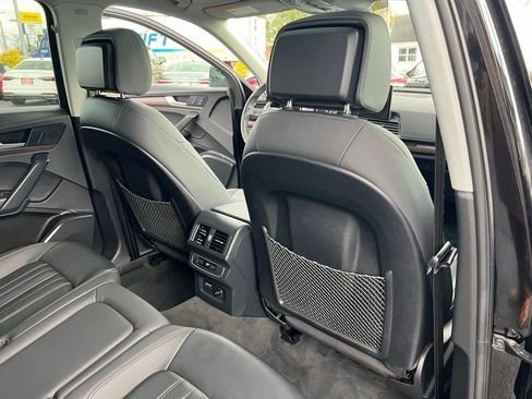 Used 2023 Audi Q5 2.0T Premium w/ Convenience Package image 40