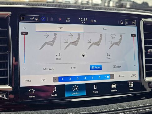 New 2026 Chrysler Pacifica Select FWD image 23