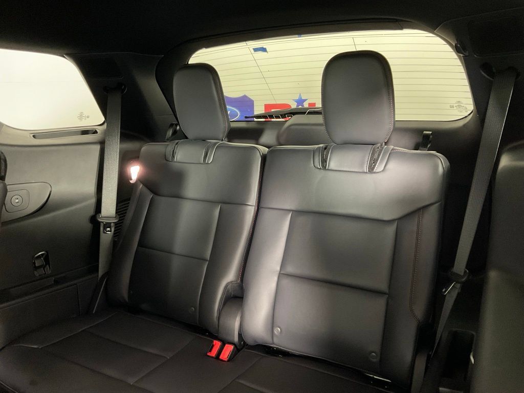 New 2026 Ford Explorer ST-Line w/ ST-Line Street Pack RWD image 17