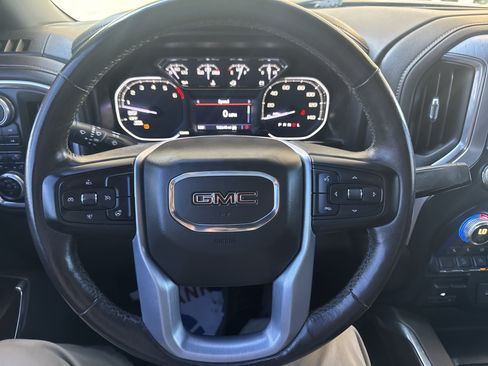 Used 2019 GMC Sierra 1500 SLT w/ SLT Premium Package AWD/4WD image 31