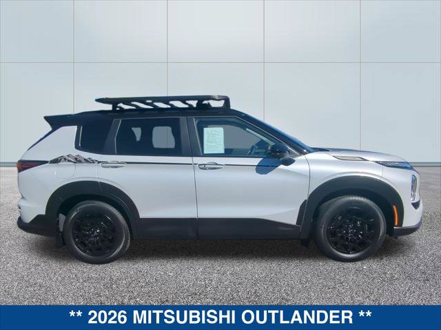 Used 2026 Mitsubishi Outlander AWD image 6