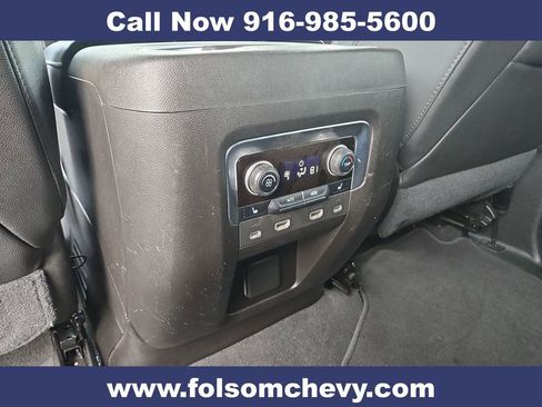 Used 2021 Chevrolet Suburban High Country w/ Premium Package image 24