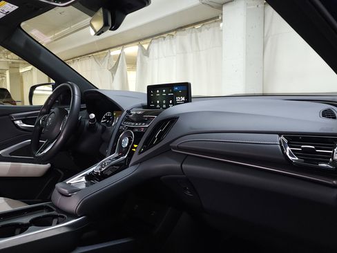Used 2025 Acura RDX SH-AWD image 21