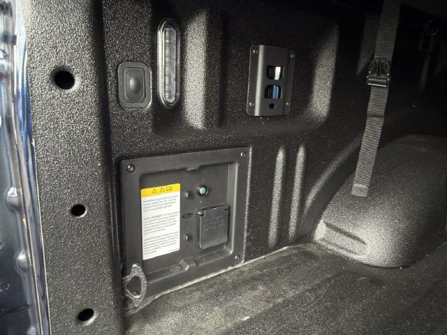 Used 2024 Ford F150 Raptor AWD/4WD image 14
