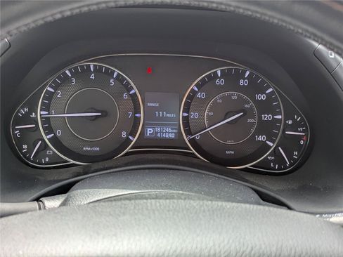 Used 2019 Nissan Armada Platinum w/ Captain's Chairs Package RWD image 38