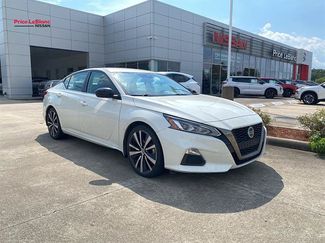 Used 2022 Nissan Altima 2.5 SR FWD video 1