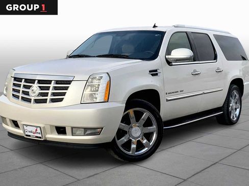 Used 2009 Cadillac Escalade ESV image 1