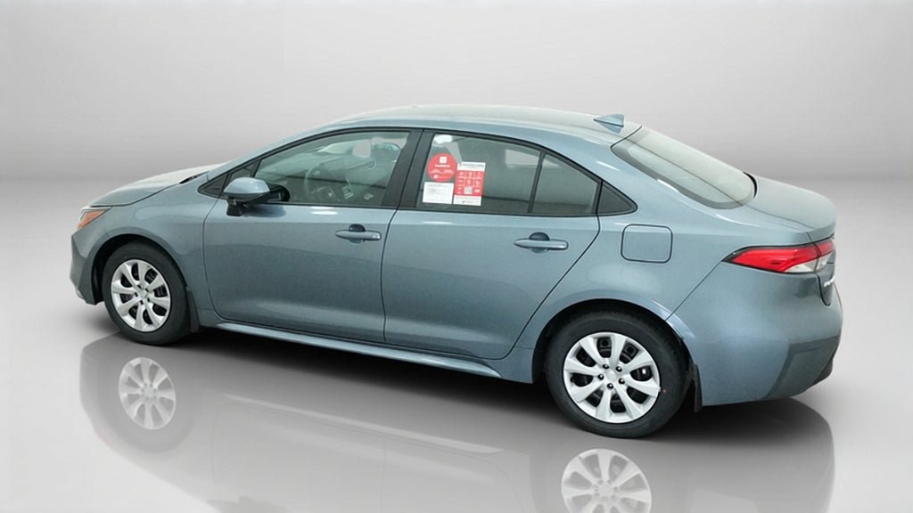 New 2027 Toyota Corolla LE FWD image 4