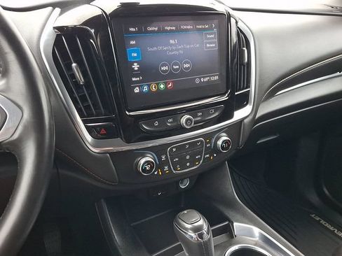 Certified 2020 Chevrolet Traverse LT w/ Driver Confidence II Package AWD/4WD image 20