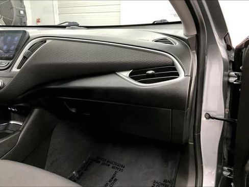 Used 2023 Chevrolet Malibu LT FWD image 19