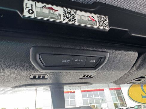 Used 2022 Jeep Wrangler Unlimited Sport image 30