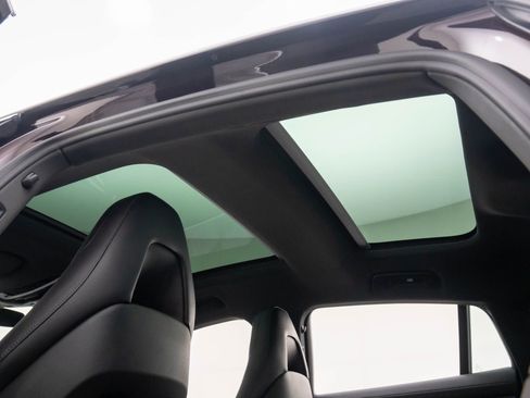 Used 2022 Porsche Panamera 4S image 19