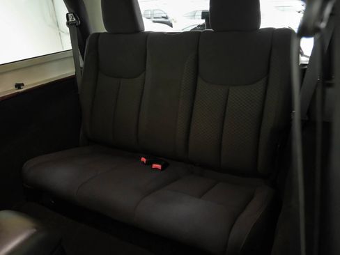 Used 2013 Jeep Wrangler Sport image 38