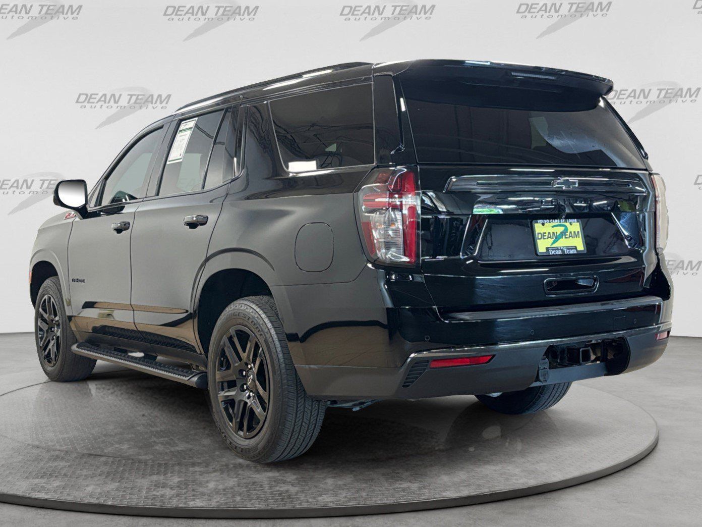 Used 2022 Chevrolet Tahoe Z71 w/ Luxury Package AWD/4WD image 6