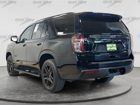 Used 2022 Chevrolet Tahoe Z71 w/ Luxury Package AWD/4WD image 6