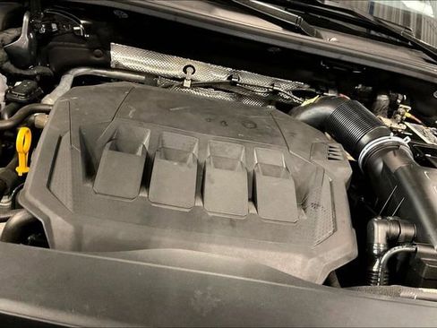 Certified 2023 Audi Q3 2.0T Premium w/ Black Optic Sport Package image 31