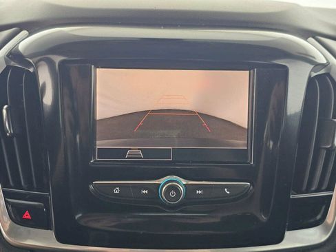 Used 2021 Chevrolet Traverse LS w/ LPO, Cargo Package FWD image 29