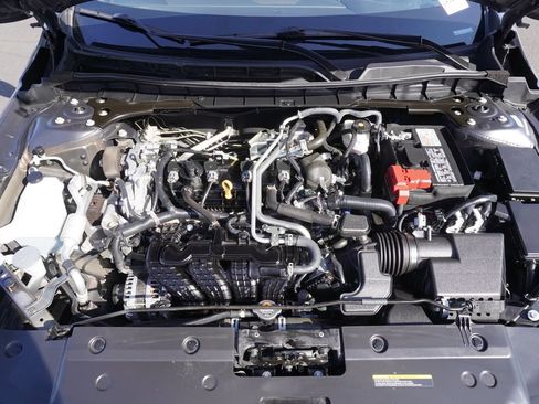Certified 2025 Nissan Altima 2.5 SV FWD image 7