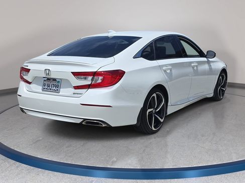 Used 2019 Honda Accord Sport image 6