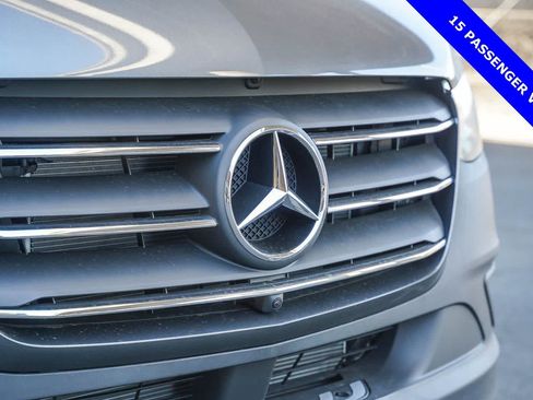 Used 2024 Mercedes-Benz Sprinter 2500 image 10