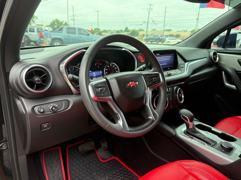 Used 2021 Chevrolet Blazer LT FWD image 10