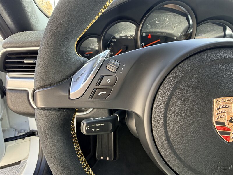 Used 2014 Porsche 911 Carrera RWD image 12