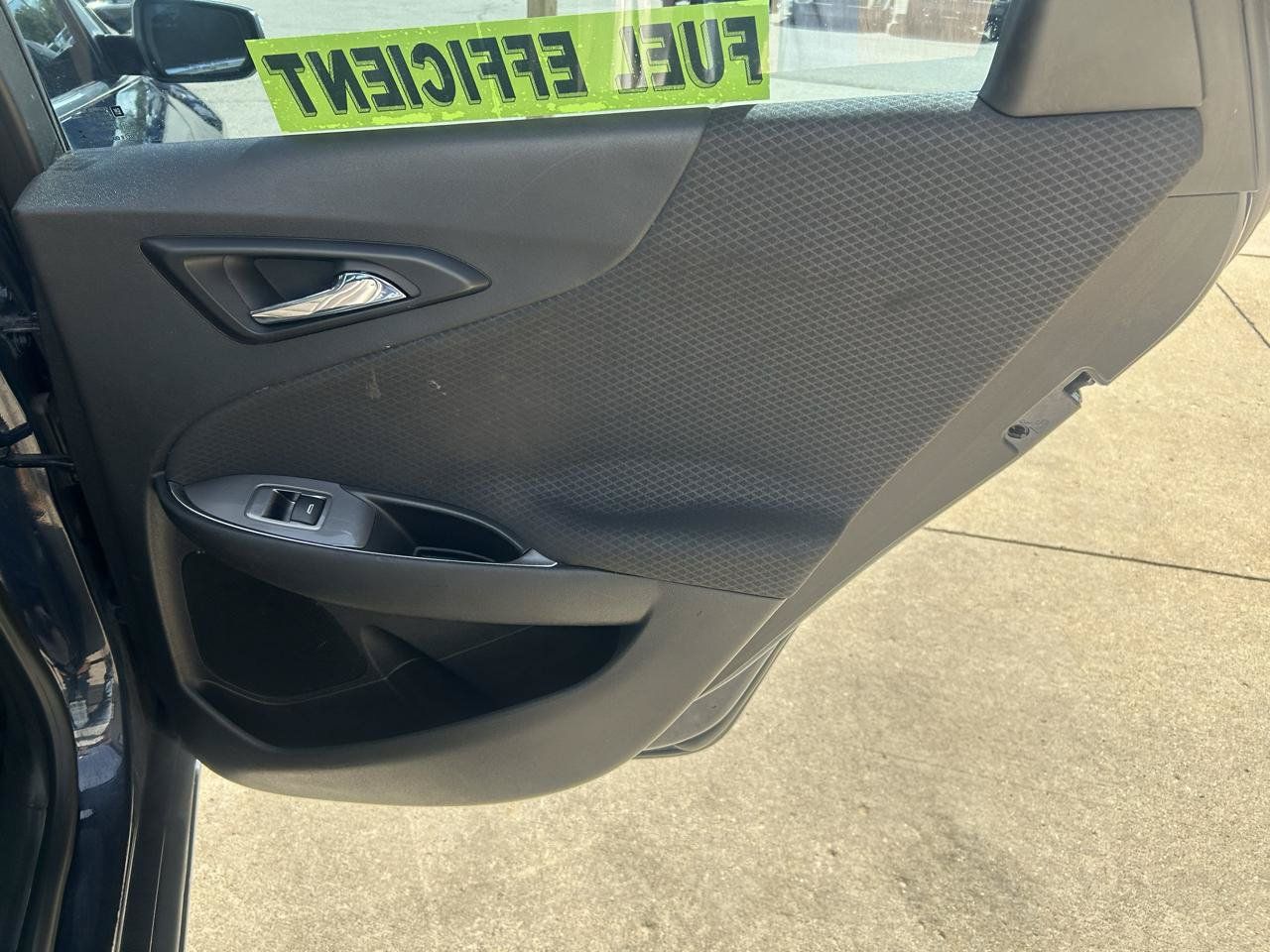 Used 2016 Chevrolet Malibu LT FWD image 15