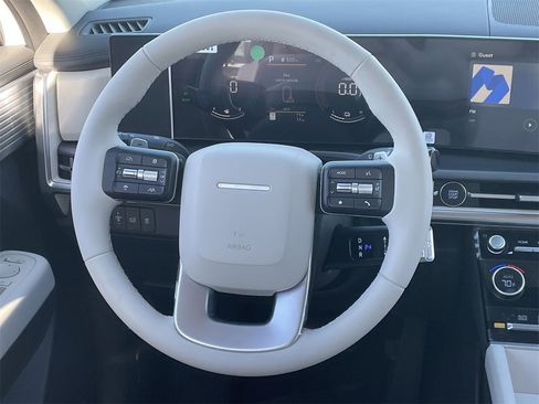 New 2026 Hyundai Santa Fe SE image 13