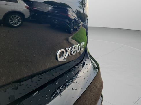 Certified 2026 INFINITI QX80 Luxe w/ Cargo Package AWD/4WD image 29
