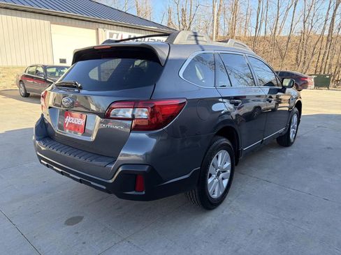 Used 2019 Subaru Outback 2.5i AWD/4WD image 8