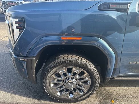 New 2026 GMC Sierra 2500 Denali w/ Denali Reserve Package image 4