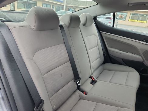 Used 2019 Hyundai Elantra Value Edition FWD image 30