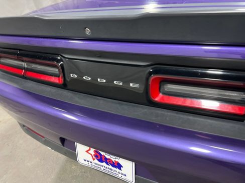 Used 2016 Dodge Challenger R/T Scat Pack RWD image 15