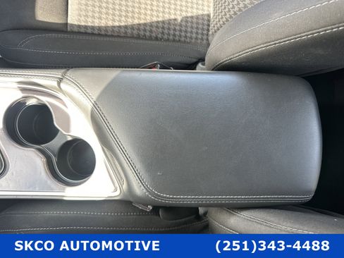 Used 2020 Dodge Challenger SXT w/ Blacktop Package image 22