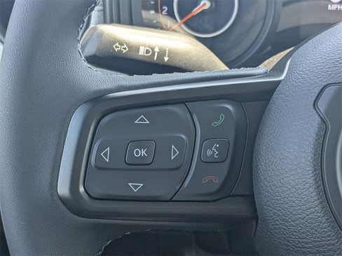 New 2025 Jeep Gladiator Sport image 27