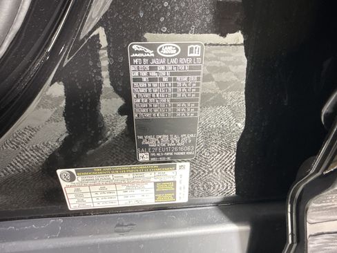 New 2026 Land Rover Defender 130 X-Dynamic SE AWD/4WD image 19