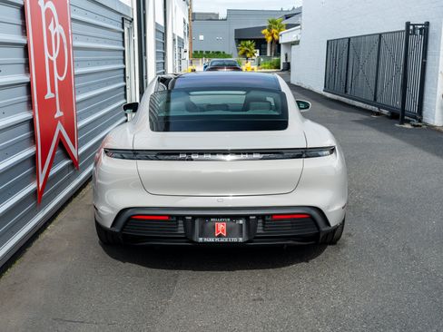 Used 2021 Porsche Taycan RWD image 49