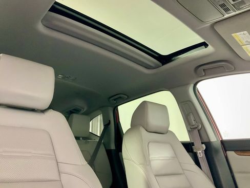 Used 2021 Honda CR-V EX-L image 2