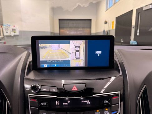 Used 2020 Acura RDX AWD w/ Advance Package image 17