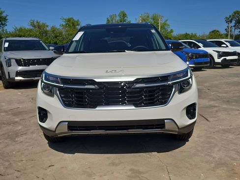 New 2026 Kia Seltos S FWD image 3