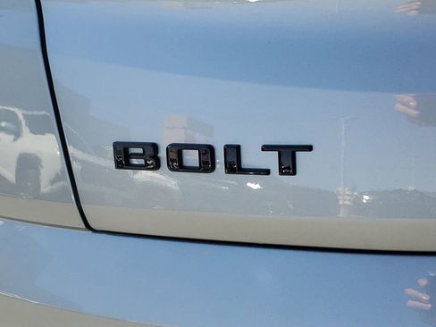 Used 2027 Chevrolet Bolt LT w/ Comfort Package FWD image 8