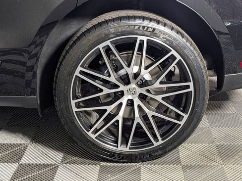 New 2026 Porsche Macan AWD/4WD image 12