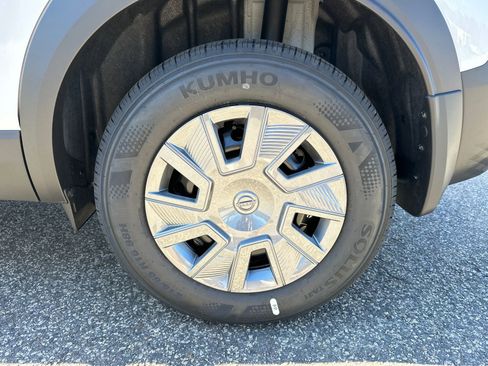 New 2026 Nissan Kicks S w/ Charging Package image 19