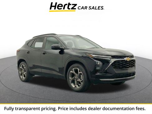 Used 2025 Chevrolet Trax LT w/ LT Convenience Package FWD image 1