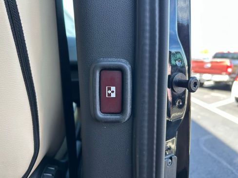 Used 2020 Mercedes-Benz Sprinter 3500 image 33