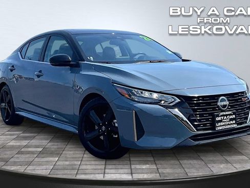 Used 2024 Nissan Sentra SR w/ SR Premium Package FWD image 1