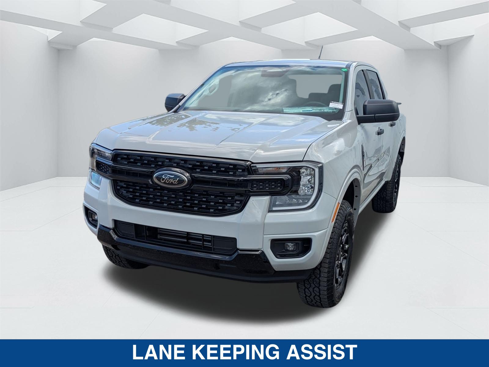 New 2026 Ford Ranger XLT w/ Black Appearance Package RWD image 9