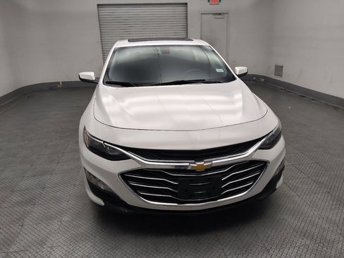 Used 2021 Chevrolet Malibu LT FWD image 14