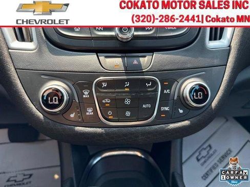 Used 2025 Chevrolet Malibu LT FWD image 23