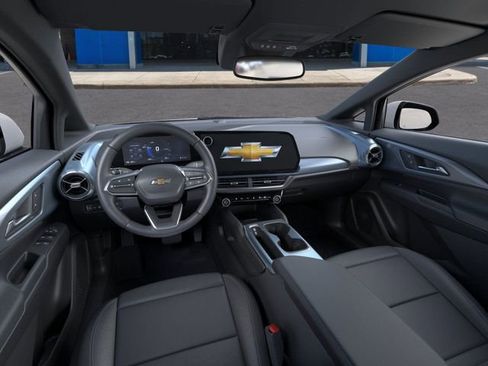 New 2025 Chevrolet Equinox EV LT image 15